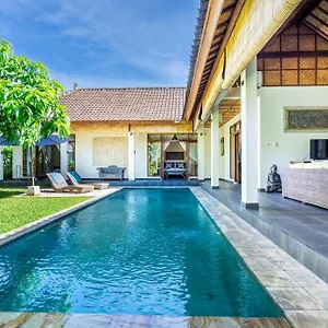 https://villa-heliconia.ubudhotelsnow.com